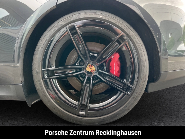 Porsche Taycan 4S Nachtsicht InnoDrive SurroundView BOSE