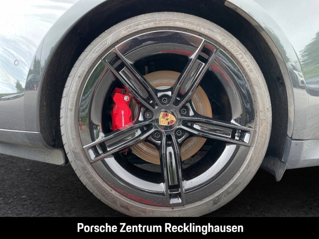 Porsche Taycan 4S Nachtsicht InnoDrive SurroundView BOSE