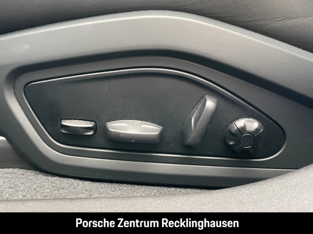 Porsche Taycan 4S Nachtsicht InnoDrive SurroundView BOSE