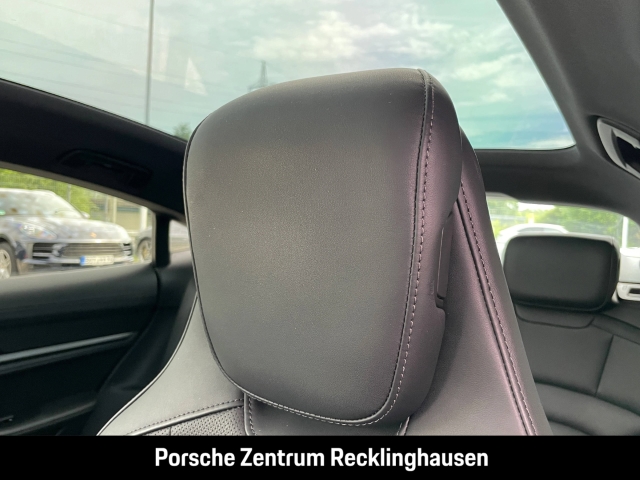 Porsche Taycan 4S Nachtsicht InnoDrive SurroundView BOSE