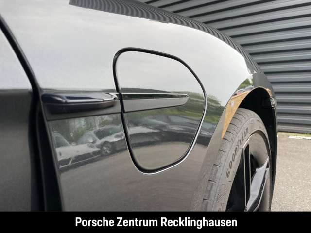 Porsche Taycan 4S Nachtsicht InnoDrive SurroundView BOSE