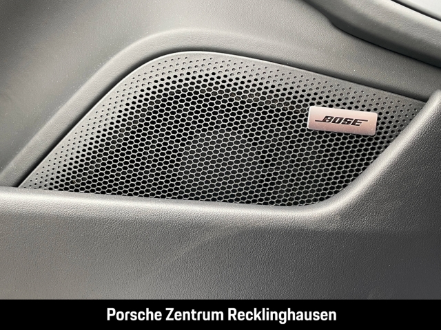 Porsche Taycan 4S HA-Lenkung Soft-Close Surround View