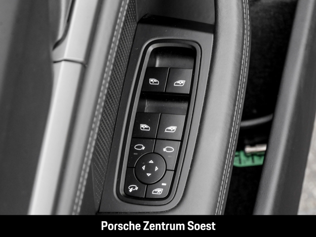 Porsche Taycan 4S/Panorama/SportChrono/SurroundView/BOSE