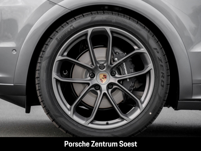 Porsche Cayenne Coupe Black Edition