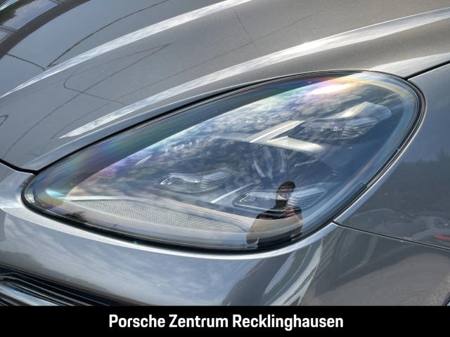 Porsche Cayenne GTS Coupe InnoDrive HA-Lenkung Soft-Close