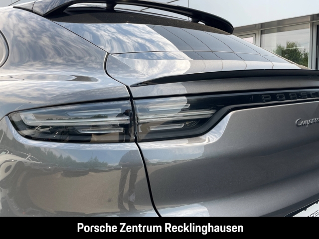 Porsche Cayenne GTS Coupe InnoDrive HA-Lenkung Soft-Close