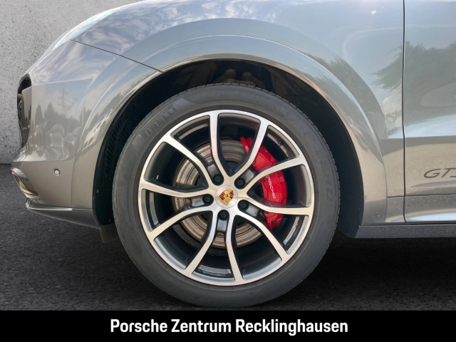 Porsche Cayenne GTS Coupe InnoDrive HA-Lenkung Soft-Close