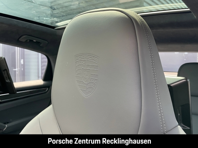 Porsche Cayenne GTS Coupe InnoDrive HA-Lenkung Soft-Close