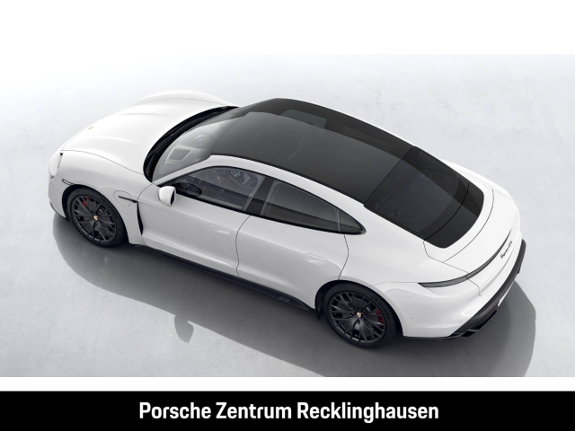 Porsche Taycan GTS