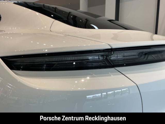 Porsche Taycan GTS Head-Up LED-Matrix Abstandstempomat
