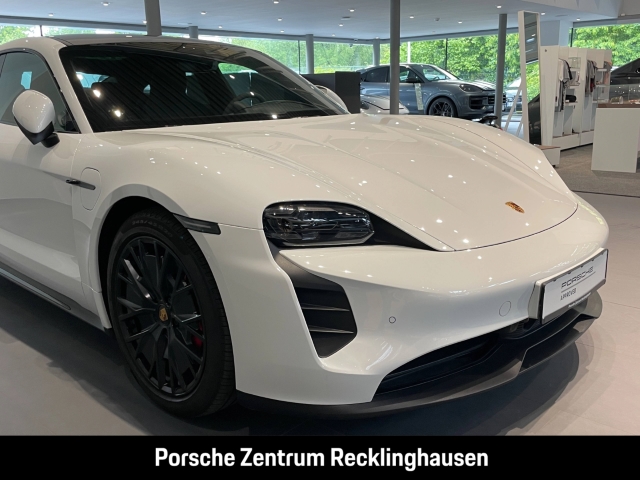Porsche Taycan GTS Head-Up LED-Matrix Abstandstempomat