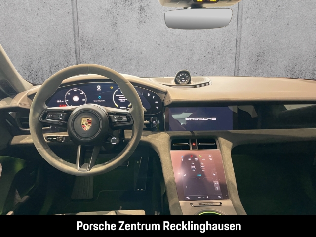 Porsche Taycan GTS Head-Up LED-Matrix Abstandstempomat