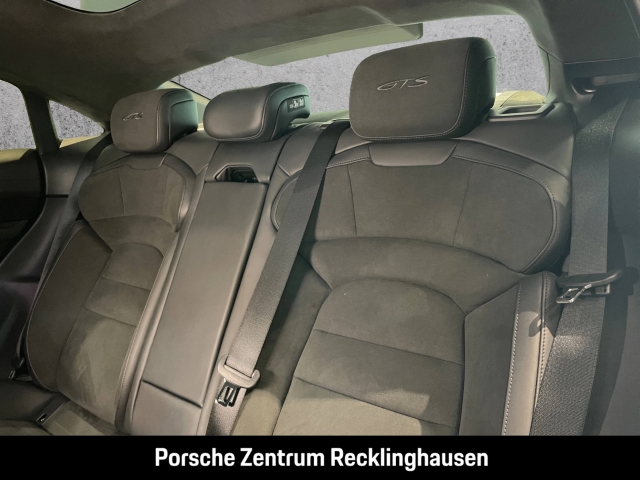 Porsche Taycan GTS Head-Up LED-Matrix Abstandstempomat