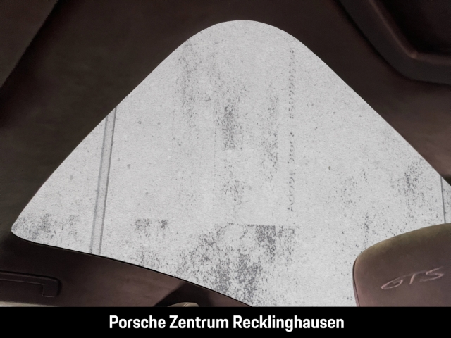Porsche Taycan GTS Head-Up LED-Matrix Abstandstempomat