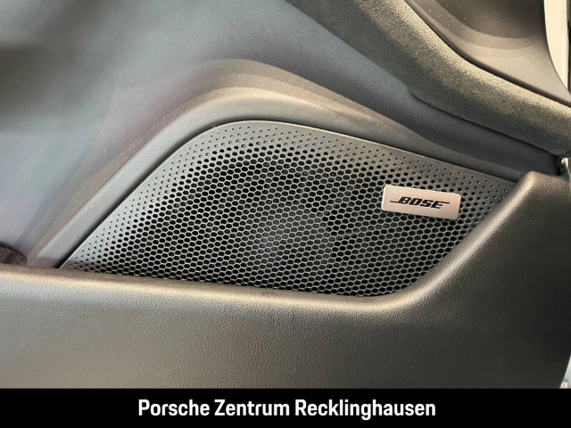Porsche Taycan GTS Head-Up LED-Matrix Abstandstempomat