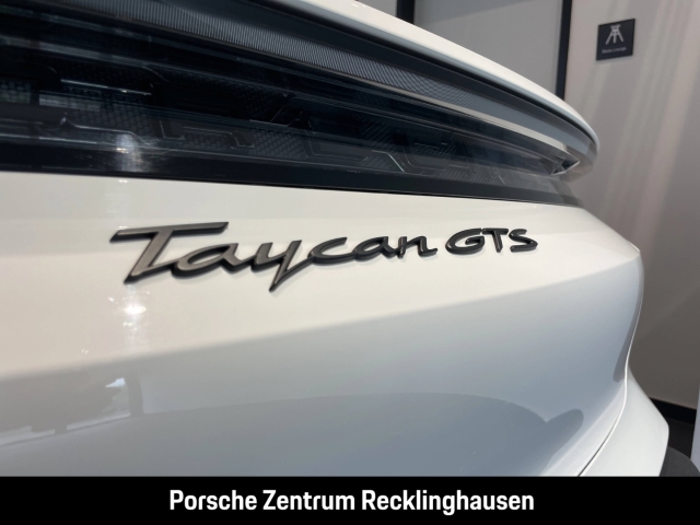 Porsche Taycan GTS Head-Up LED-Matrix Abstandstempomat
