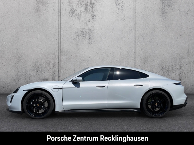 Porsche Taycan GTS Burmester HA-Lenkung InnoDrive 21Zoll