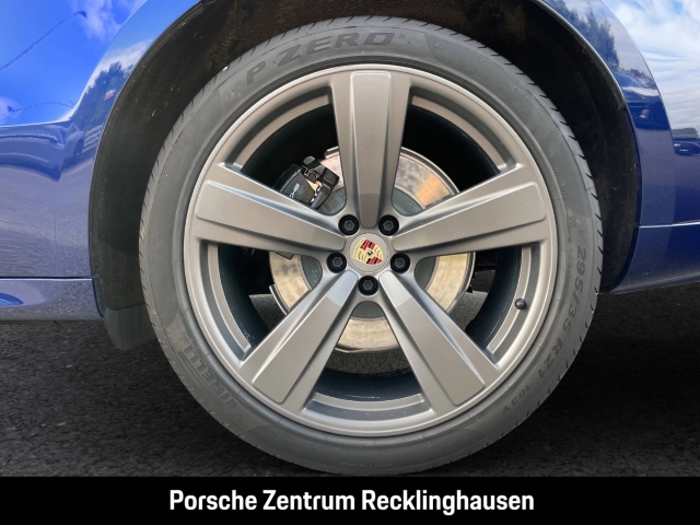 Porsche Macan GTS Surround-View Luftfederung Sportabgas