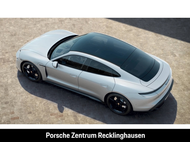 Porsche Taycan GTS Burmester HA-Lenkung Head-Up 21-Zoll