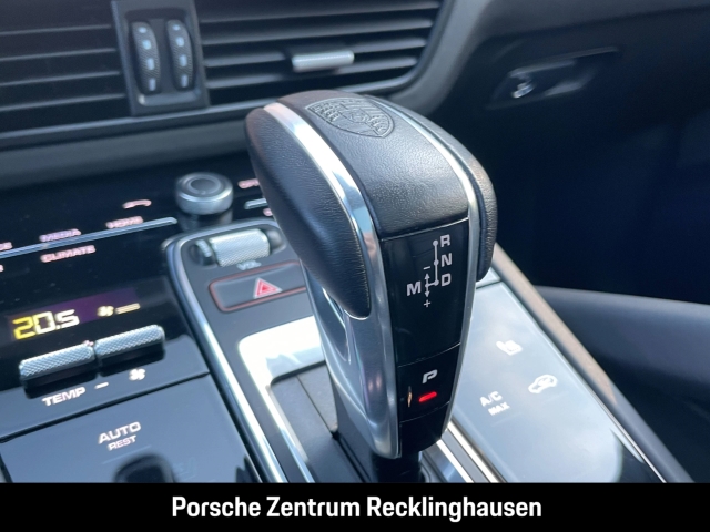 Porsche Cayenne Coupe Platinum Edition Hinterachslenkung
