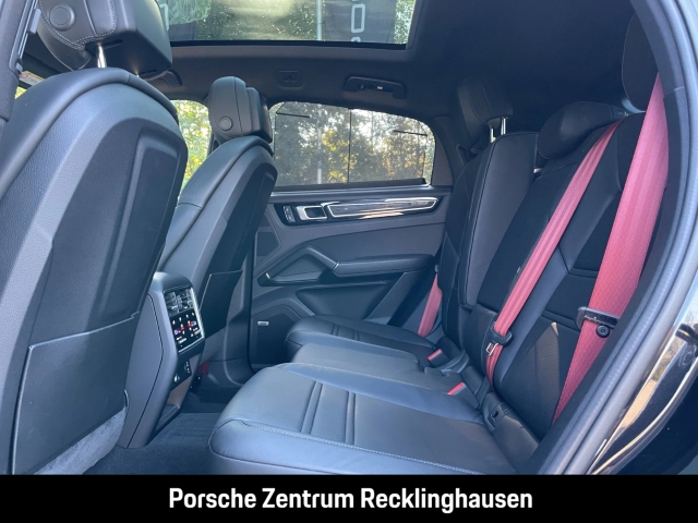 Porsche Cayenne Coupe Platinum Edition Hinterachslenkung