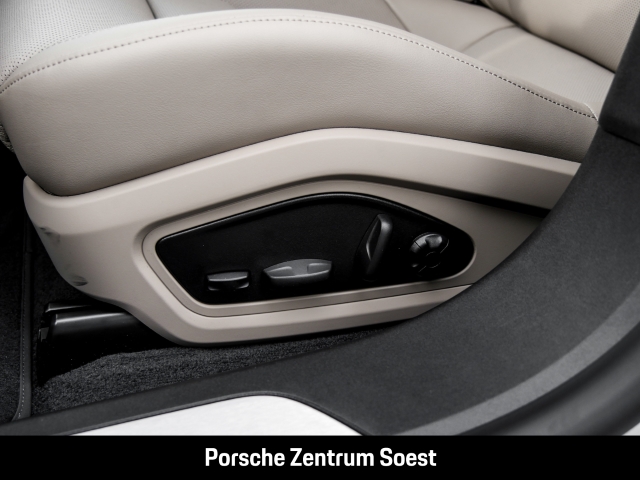 Porsche Taycan 4 Cross Turismo