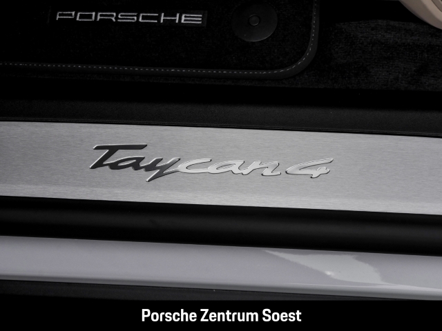 Porsche Taycan 4 Cross Turismo