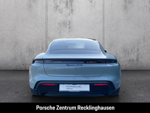 Porsche Taycan GTS Active-Ride InnoDrive HA-Lenkung