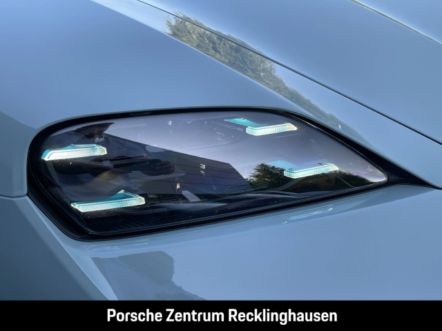 Porsche Taycan GTS Active-Ride InnoDrive HA-Lenkung
