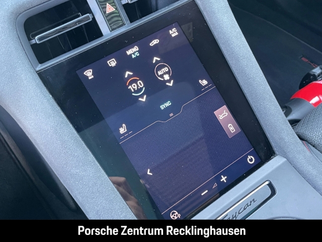 Porsche Taycan GTS Active-Ride InnoDrive HA-Lenkung