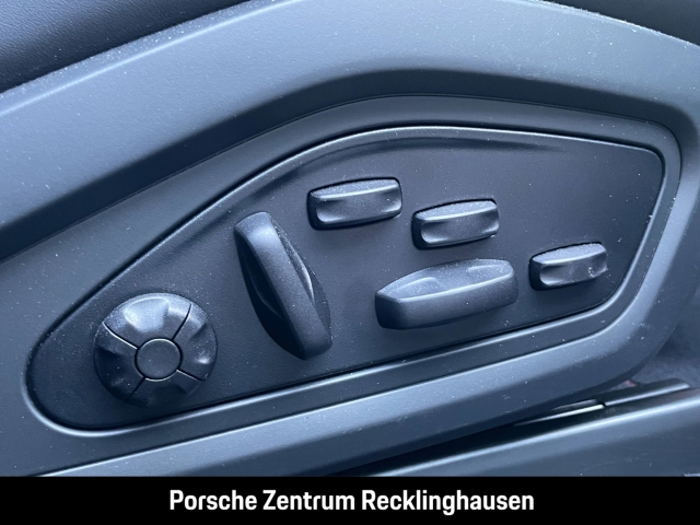 Porsche Taycan GTS Active-Ride InnoDrive HA-Lenkung