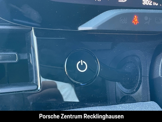 Porsche Taycan GTS Active-Ride InnoDrive HA-Lenkung