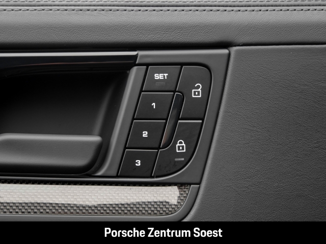 Porsche Cayenne GTS Coupe/Keramik-Bremse/Burmester