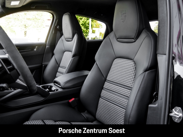 Porsche Cayenne GTS Coupe/22-Zoll/PDCC/Head-UP/BOSE
