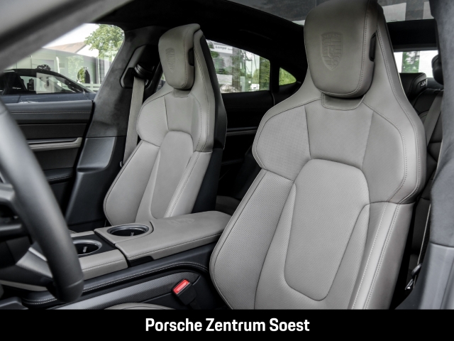 Porsche Taycan Turbo S/PDCC-Sport/Wärmepumpe/Burmester