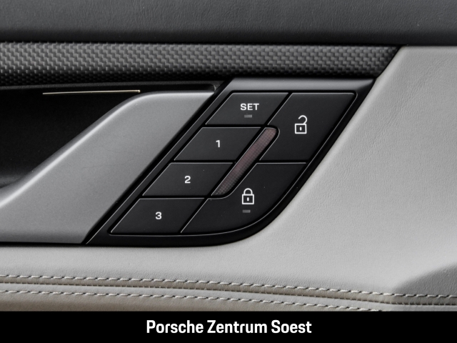 Porsche Taycan Turbo S/PDCC-Sport/Wärmepumpe/Burmester