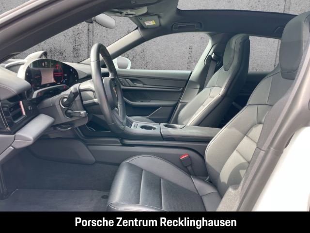Porsche Taycan 4 Cross Turismo