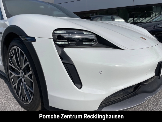 Porsche Taycan 4 Cross Turismo