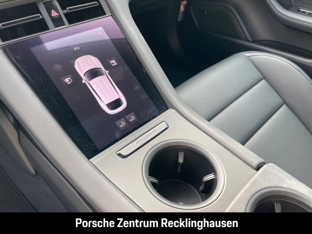 Porsche Taycan 4 Cross Turismo