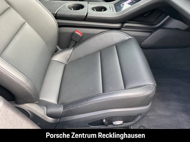 Porsche Taycan 4 Cross Turismo