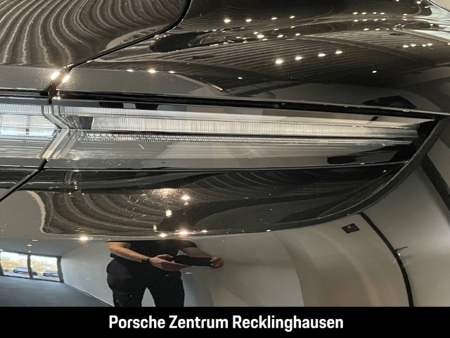 Porsche Taycan 4 Cross Turismo LED-Matrix BOSE 20-Zoll