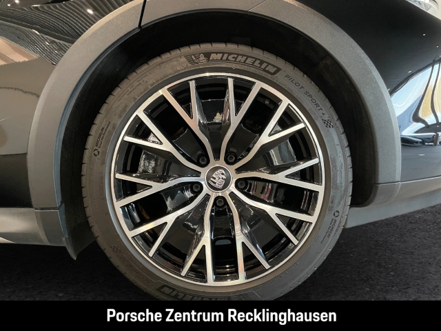 Porsche Taycan 4 Cross Turismo LED-Matrix BOSE 20-Zoll