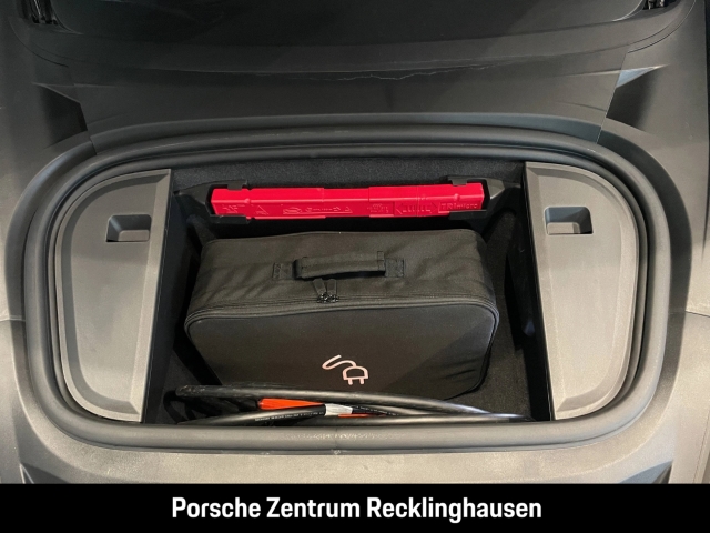 Porsche Taycan 4 Cross Turismo LED-Matrix BOSE 20-Zoll