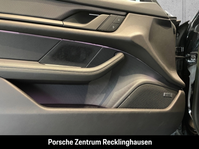 Porsche Taycan 4 Cross Turismo LED-Matrix BOSE 20-Zoll