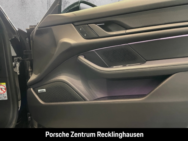 Porsche Taycan 4 Cross Turismo LED-Matrix BOSE 20-Zoll
