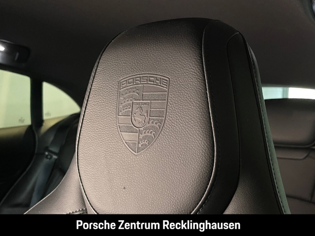 Porsche Taycan 4 Cross Turismo LED-Matrix BOSE 20-Zoll