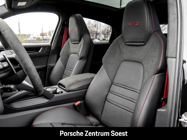 Porsche Cayenne GTS Coupe/22-Zoll/PDCC/Burmester