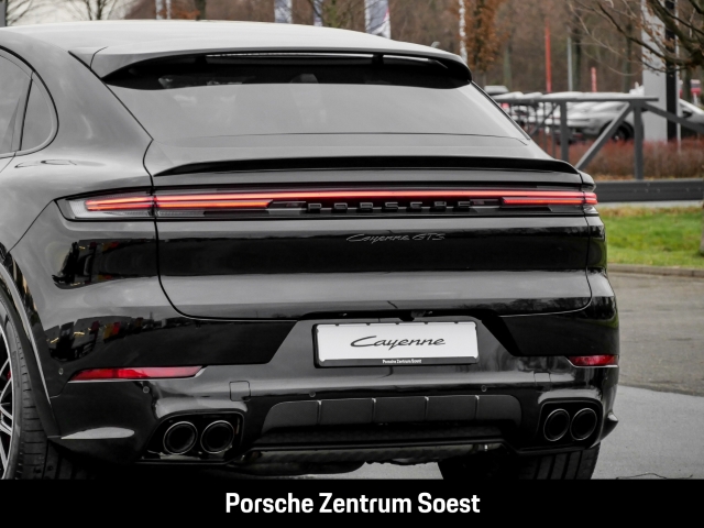 Porsche Cayenne GTS Coupe/22-Zoll/PDCC/Burmester