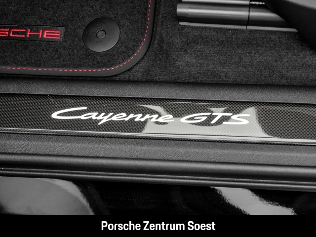 Porsche Cayenne GTS Coupe/22-Zoll/PDCC/Burmester