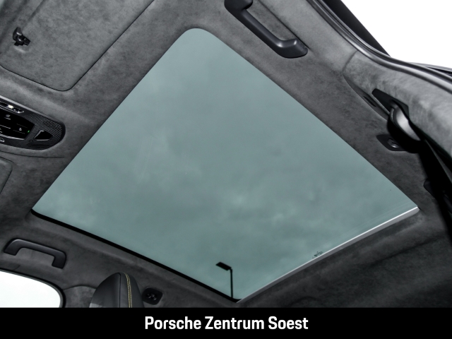 Porsche Cayenne GTS Coupe/22-Zoll/PCCB/Burmester